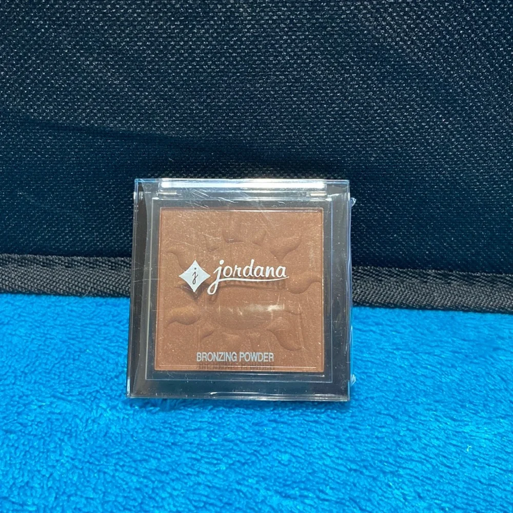 Jordana Bronzing Powder - 03 Dark